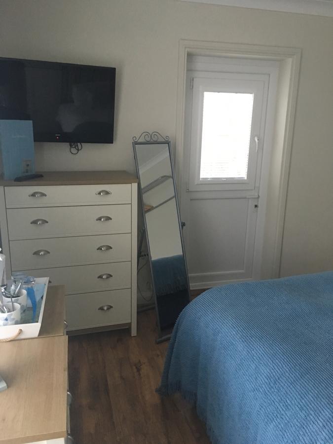 Downsfield Bed And Breakfast St Ives Exteriör bild